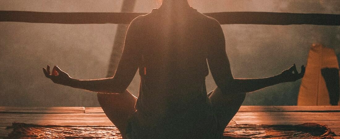 Mindful Breathing for Emotional Balance: A Supportive Meditation Routine